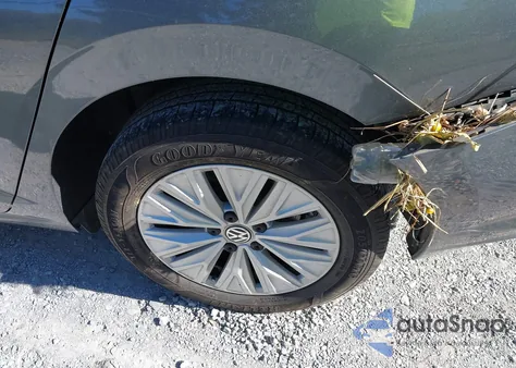 2019 Volkswagen Jetta 1.4T R-Line/1.4T S/1.4T Se z USA, uszkodzony, nr VIN 3VWC57BU3KM180594